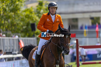 2023-08-30 - GREVE Willem of Holland riding Highway TN during the FEI European Jumping Championship 2023, Equestrian event on August 30, 2023 at hippodrome Snai San Siro in Milan, Italy - 2023 JUMPING EUROPEAN CHAMPIONSHIP - INTERNATIONALS - EQUESTRIAN