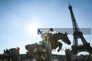 2023-06-24 - Harry CHARLES of Great Britain riding Sherlock during the Longines Paris Eiffel Jumping 2023, Longines Global Champions Tour, Equestrian event on June 24, 2023 at Champ de Mars in Paris, France - EQUESTRIAN - PARIS EIFFEL JUMPING 2023 - INTERNATIONALS - EQUESTRIAN