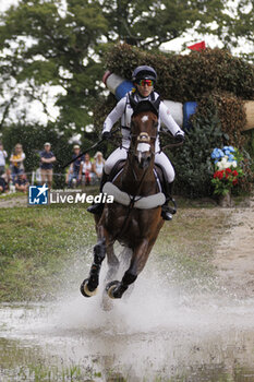 2023-08-12 - Laura COLLETT (GBR) LONDON 52 competes during the cross-country event and took the 14 th rank at this event, at the FEI Eventing European Championship 2023, Equestrian CH-EU-CCI4-L event on August 12, 2023 at Haras du Pin in Le Pin-au-Haras, France - EQUESTRIAN - FEI EVENTING EUROPEAN CHAMPIONSHIP 2023 - INTERNATIONALS - EQUESTRIAN
