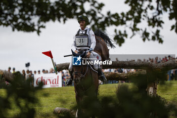 2023-08-12 - TOM MCEWEN (GBR) JL DUBLIN competes during the cross-country event and gave up after fall down this BD:22A fence and later FR:25B at this event, at the FEI Eventing European Championship 2023, Equestrian CH-EU-CCI4-L event on August 12, 2023 at Haras du Pin in Le Pin-au-Haras, France - EQUESTRIAN - FEI EVENTING EUROPEAN CHAMPIONSHIP 2023 - INTERNATIONALS - EQUESTRIAN