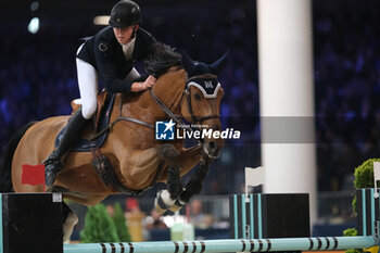 12/11/2023 - Harry Charles (GBR) riding Romeo 88 in action during the CSI5* - W Longines FEI World Cup Competition presented by Scuderia 1918 - Verona Jumping at 125th edition of Fieracavalli on November 12, 2023, Verona, Italy. - CSI5* - W LONGINES FEI WORLD CUP COMPETITION - VERONA JUMPING - INTERNAZIONALI - EQUITAZIONE
