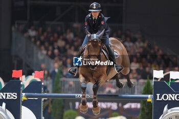 12/11/2023 - Giulia Martinengo Marquet (ITA) riding Scuderia 1918 Quick and Easy 3 in action during the CSI5* - W Longines FEI World Cup Competition presented by Scuderia 1918 - Verona Jumping at 125th edition of Fieracavalli on November 12, 2023, Verona, Italy. - CSI5* - W LONGINES FEI WORLD CUP COMPETITION - VERONA JUMPING - INTERNAZIONALI - EQUITAZIONE