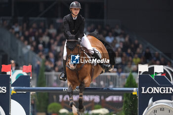 2023-11-12 - Antonia Platt (GBR) riding Marvin van de Waterhoeve in action during the CSI5* - W Longines FEI World Cup Competition presented by Scuderia 1918 - Verona Jumping at 125th edition of Fieracavalli on November 12, 2023, Verona, Italy. - CSI5* - W LONGINES FEI WORLD CUP COMPETITION - VERONA JUMPING - INTERNATIONALS - EQUESTRIAN