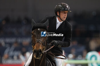 2023-11-12 - Shane Green (IRL) riding Cuick Star Kervec in action during the CSI5* - W Longines FEI World Cup Competition presented by Scuderia 1918 - Verona Jumping at 125th edition of Fieracavalli on November 12, 2023, Verona, Italy. - CSI5* - W LONGINES FEI WORLD CUP COMPETITION - VERONA JUMPING - INTERNATIONALS - EQUESTRIAN