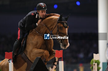 12/11/2023 - Emanuele Gaudiano (ITA) riding Chalou in action during the CSI5* - W Longines FEI World Cup Competition presented by Scuderia 1918 - Verona Jumping at 125th edition of Fieracavalli on November 12, 2023, Verona, Italy. - CSI5* - W LONGINES FEI WORLD CUP COMPETITION - VERONA JUMPING - INTERNAZIONALI - EQUITAZIONE