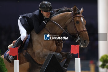 12/11/2023 - Simon Delestre (FRA) riding Olga van de Kruishoeve in action during the CSI5* - W Longines FEI World Cup Competition presented by Scuderia 1918 - Verona Jumping at 125th edition of Fieracavalli on November 12, 2023, Verona, Italy. - CSI5* - W LONGINES FEI WORLD CUP COMPETITION - VERONA JUMPING - INTERNAZIONALI - EQUITAZIONE