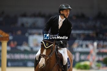 2023-11-12 - Oliver Lazarus (RSA) riding Butterfly Ennemmel in action during the CSI5* - W Longines FEI World Cup Competition presented by Scuderia 1918 - Verona Jumping at 125th edition of Fieracavalli on November 12, 2023, Verona, Italy. - CSI5* - W LONGINES FEI WORLD CUP COMPETITION - VERONA JUMPING - INTERNATIONALS - EQUESTRIAN