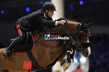 2023-11-12 - Roberto Previtali (ITA) riding Conthargo-Blue in action during the CSI5* - W Longines FEI World Cup Competition presented by Scuderia 1918 - Verona Jumping at 125th edition of Fieracavalli on November 12, 2023, Verona, Italy. - CSI5* - W LONGINES FEI WORLD CUP COMPETITION - VERONA JUMPING - INTERNATIONALS - EQUESTRIAN