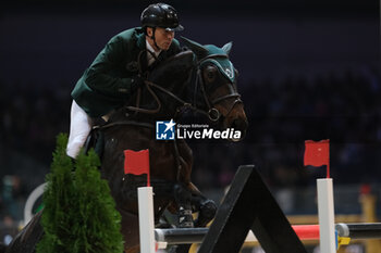 12/11/2023 - Francesco Turturiello (ITA) riding Made Int Ruytershof in action during the CSI5* - W Longines FEI World Cup Competition presented by Scuderia 1918 - Verona Jumping at 125th edition of Fieracavalli on November 12, 2023, Verona, Italy. - CSI5* - W LONGINES FEI WORLD CUP COMPETITION - VERONA JUMPING - INTERNAZIONALI - EQUITAZIONE