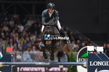 12/11/2023 - Julien Epaillard (FRA) riding Donatello Auge in action during the CSI5* - W Longines FEI World Cup Competition presented by Scuderia 1918 - Verona Jumping at 125th edition of Fieracavalli on November 12, 2023, Verona, Italy. - CSI5* - W LONGINES FEI WORLD CUP COMPETITION - VERONA JUMPING - INTERNAZIONALI - EQUITAZIONE
