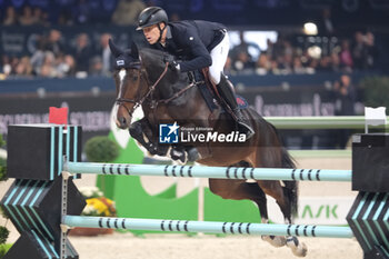 2023-11-12 - Max Kuhner (AUT) riding EIC Julius Caesar in action during the barrage of CSI5* - W Longines FEI World Cup Competition presented by Scuderia 1918 - Verona Jumping at 125th edition of Fieracavalli on November 12, 2023, Verona, Italy. - CSI5* - W LONGINES FEI WORLD CUP COMPETITION - VERONA JUMPING - INTERNATIONALS - EQUESTRIAN