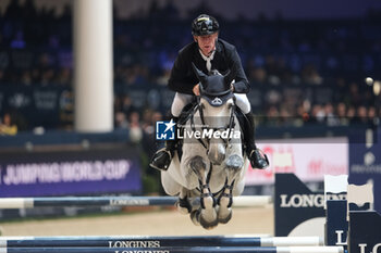 11/11/2023 - Marcus Ehning (GER) riding DPS Revere in action during the CSI5* - International Competition N°5 presented by Crivelli - Verona Jumping at 125th Fieracavalli on November 11, 2023, Verona, Italy. - CSI5* - INTERNATIONAL COMPETITION N°5 - VERONA JUMPING - INTERNAZIONALI - EQUITAZIONE