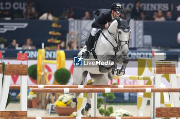 2023-11-11 - Marcus Ehning (GER) riding DPS Revere in action during the CSI5* - International Competition N°5 presented by Crivelli - Verona Jumping at 125th Fieracavalli on November 11, 2023, Verona, Italy. - CSI5* - INTERNATIONAL COMPETITION N°5 - VERONA JUMPING - INTERNATIONALS - EQUESTRIAN