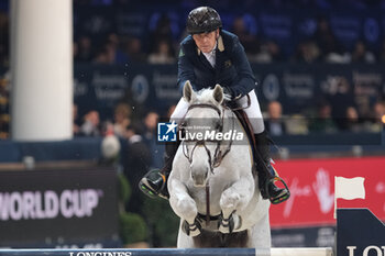2023-11-11 - Shane Green (IRL) riding Haya in action during the CSI5* - International Competition N°5 presented by Crivelli - Verona Jumping at 125th Fieracavalli on November 11, 2023, Verona, Italy. - CSI5* - INTERNATIONAL COMPETITION N°5 - VERONA JUMPING - INTERNATIONALS - EQUESTRIAN