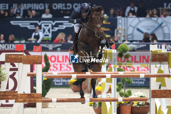 2023-11-11 - Guido Grimaldi (ITA) riding Narco de Kalvarie in action during the CSI5* - International Competition N°5 presented by Crivelli - Verona Jumping at 125th Fieracavalli on November 11, 2023, Verona, Italy. - CSI5* - INTERNATIONAL COMPETITION N°5 - VERONA JUMPING - INTERNATIONALS - EQUESTRIAN