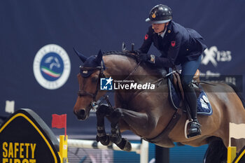 11/11/2023 - Giulia Martinengo Marquet (ITA) riding Delta del Isle in action during the CSI5* - International Competition N°5 presented by Crivelli - Verona Jumping at 125th Fieracavalli on November 11, 2023, Verona, Italy. - CSI5* - INTERNATIONAL COMPETITION N°5 - VERONA JUMPING - INTERNAZIONALI - EQUITAZIONE