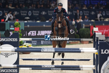 11/11/2023 - Giampiero Garofalo (ITA) riding Gaspahr in action during the CSI5* - International Competition N°5 presented by Crivelli - Verona Jumping at 125th Fieracavalli on November 11, 2023, Verona, Italy. - CSI5* - INTERNATIONAL COMPETITION N°5 - VERONA JUMPING - INTERNAZIONALI - EQUITAZIONE