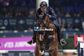 2023-11-11 - Giampiero Garofalo (ITA) riding Gaspahr in action during the CSI5* - International Competition N°5 presented by Crivelli - Verona Jumping at 125th Fieracavalli on November 11, 2023, Verona, Italy. - CSI5* - INTERNATIONAL COMPETITION N°5 - VERONA JUMPING - INTERNATIONALS - EQUESTRIAN