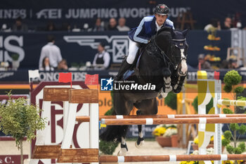 2023-11-11 - Olivier Philippaerts (BEL) riding Le Blue Diamond vt Ruytershof in action during the CSI5* - International Competition N°5 presented by Crivelli - Verona Jumping at 125th Fieracavalli on November 11, 2023, Verona, Italy. - CSI5* - INTERNATIONAL COMPETITION N°5 - VERONA JUMPING - INTERNATIONALS - EQUESTRIAN