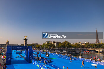 2023-08-17 - 01 Beth Potter (GBR) 02 Cassandre Beaugrand (FRA) during the 2023 World Triathlon Olympic & Paralympic Games Test Event, on August from 17 to 20, 2023 in Paris, France - OLYMPIC GAMES PARIS 2024 - 2023 WORLD TRIATHLON OLYMPIC & PARALYMPIC GAMES TEST EVENT - OLYMPIC GAMES PARIS 2024 - OLYMPIC GAMES