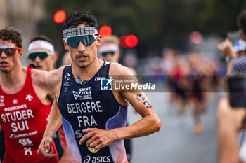 2023-08-18 - 03 Léo Bergere (FRA) during the 2023 World Triathlon Olympic & Paralympic Games Test Event, on August from 17 to 20, 2023 in Paris, France - OLYMPIC GAMES PARIS 2024 - 2023 WORLD TRIATHLON OLYMPIC & PARALYMPIC GAMES TEST EVENT - OLYMPIC GAMES PARIS 2024 - OLYMPIC GAMES