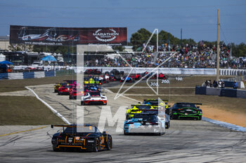 17/03/2023 - 86 WAINWRIGHT Michael (gbr), PERA Riccardo (ita), BARKER Benjamin (gbr), GR Racing, Porsche 911 RSR - 19, action during the 1000 Miles of Sebring 2023, 1st round of the 2023 FIA World Endurance Championship, from March 15 to 17, 2023 on the Sebring International Raceway in Sebring, Florida, USA - AUTO - FIA WEC - 1000 MILES OF SEBRING 2023 - ENDURANCE - MOTORI
