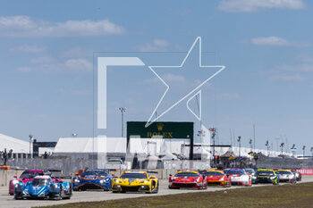 17/03/2023 - 35 NEGRAO André (bra), ROJAS Memo (mex), CALDWELL Oliver (gbr), Alpine Elf Team, Oreca 07 - Gibson, action , start of the race, depart during the 1000 Miles of Sebring 2023, 1st round of the 2023 FIA World Endurance Championship, from March 15 to 17, 2023 on the Sebring International Raceway in Sebring, Florida, USA - AUTO - FIA WEC - 1000 MILES OF SEBRING 2023 - ENDURANCE - MOTORI