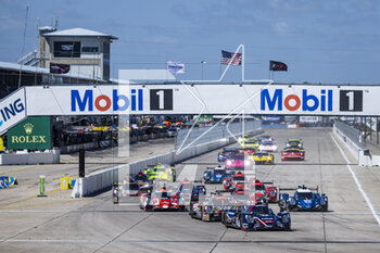 17/03/2023 - Start of the race, 23 PIERSON Joshua (usa), BLOMQVIST Tom (gbr), JARVIS Oliver (gbr), United Autosports, Oreca 07 - Gibson, action during the 1000 Miles of Sebring 2023, 1st round of the 2023 FIA World Endurance Championship, from March 15 to 17, 2023 on the Sebring International Raceway in Sebring, Florida, USA - AUTO - FIA WEC - 1000 MILES OF SEBRING 2023 - ENDURANCE - MOTORI