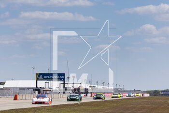 2023-03-17 - 56 HYET PJ (usa), JEANNEATTE Gunnar (usa), CAIROLI Matteo (ia), Project 1 - AO, Porsche 911 RSR - 19, action , start of the race, depart during the 1000 Miles of Sebring 2023, 1st round of the 2023 FIA World Endurance Championship, from March 15 to 17, 2023 on the Sebring International Raceway in Sebring, Florida, USA - AUTO - FIA WEC - 1000 MILES OF SEBRING 2023 - ENDURANCE - MOTORS