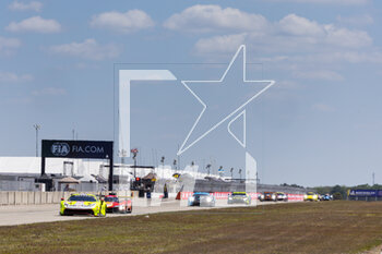 2023-03-17 - , start of the race, depart during the 1000 Miles of Sebring 2023, 1st round of the 2023 FIA World Endurance Championship, from March 15 to 17, 2023 on the Sebring International Raceway in Sebring, Florida, USA - AUTO - FIA WEC - 1000 MILES OF SEBRING 2023 - ENDURANCE - MOTORS