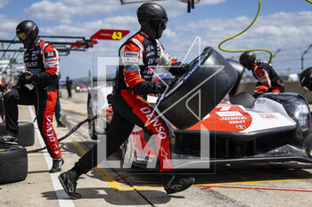 2023-03-17 - 07 CONWAY Mike (gbr), KOBAYASHI Kamui (jpn), LOPEZ José Maria (arg), Toyota Gazoo Racing, Toyota GR010 - Hybrid, pit stop during the 1000 Miles of Sebring 2023, 1st round of the 2023 FIA World Endurance Championship, from March 15 to 17, 2023 on the Sebring International Raceway in Sebring, Florida, USA - AUTO - FIA WEC - 1000 MILES OF SEBRING 2023 - ENDURANCE - MOTORS