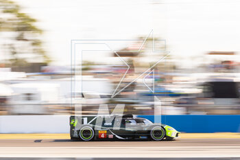 2023-03-17 - 04 DILLMANN Tom (fra), GUERRIERI Esteban (arg), VILLENEUVE Jacques (can), Flyod Vanwall Racing Team, Vanwall Vandervell 680, action during the 1000 Miles of Sebring 2023, 1st round of the 2023 FIA World Endurance Championship, from March 15 to 17, 2023 on the Sebring International Raceway in Sebring, Florida, USA - AUTO - FIA WEC - 1000 MILES OF SEBRING 2023 - ENDURANCE - MOTORS