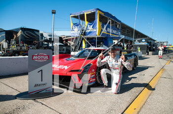 2023-03-17 - DERANI Pio (bra), Whelen Engineering Cadillac Racing, Cadillac V-Series.R, portrait during the Mobil 1 Twelve Hours of Sebring 2023, 2nd round of the 2023 IMSA SportsCar Championship, from March 15 to 18, 2023 on the Sebring International Raceway in Sebring, Florida, USA - AUTO - IMSA - 12 HOURS OF SEBRING 2023 - ENDURANCE - MOTORS