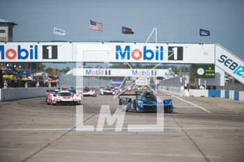 18/03/2023 - 10 TAYLOR Ricky (usa), ALBUQUERQUE Filipe (prt), DELETRAZ Louis (che), Konica Minolta Acura ARX-06, Acura ARX-06, action during the Mobil 1 Twelve Hours of Sebring 2023, 2nd round of the 2023 IMSA SportsCar Championship, from March 15 to 18, 2023 on the Sebring International Raceway in Sebring, Florida, USA - AUTO - IMSA - 12 HOURS OF SEBRING 2023 - ENDURANCE - MOTORI