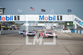 18/03/2023 - 06 TANDY Nick (gbr), JAMINET Mathieu (fra), CAMERON Dane (usa), Porsche Penske Motorsport, Porsche 963, action during the Mobil 1 Twelve Hours of Sebring 2023, 2nd round of the 2023 IMSA SportsCar Championship, from March 15 to 18, 2023 on the Sebring International Raceway in Sebring, Florida, USA - AUTO - IMSA - 12 HOURS OF SEBRING 2023 - ENDURANCE - MOTORI