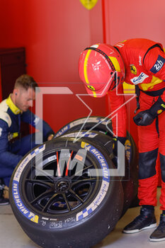 2023-04-14 - michelin engineer, during the 6 Hours of Portimao 2023, 2nd round of the 2023 FIA World Endurance Championship, from April 14 to 16, 2023 on the Algarve International Circuit in Portimao, Portugal - AUTO - FIA WEC - 6 HOURS OF PORTIMAO 2023 - ENDURANCE - MOTORS