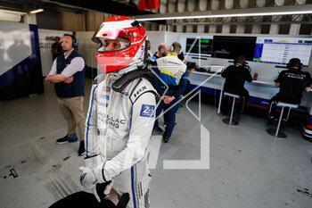 2023-04-15 - LYNN Alex (gbr), Cadillac Racing, Cadillac V-Series.R, portrait during the 6 Hours of Portimao 2023, 2nd round of the 2023 FIA World Endurance Championship, from April 14 to 16, 2023 on the Algarve International Circuit in Portimao, Portugal - AUTO - FIA WEC - 6 HOURS OF PORTIMAO 2023 - ENDURANCE - MOTORS