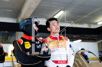 2023-04-15 - YE Yifei (chn), HERTZ Team JOTA, Oreca 07 - Gibson, portrait during the 6 Hours of Portimao 2023, 2nd round of the 2023 FIA World Endurance Championship, from April 14 to 16, 2023 on the Algarve International Circuit in Portimao, Portugal - AUTO - FIA WEC - 6 HOURS OF PORTIMAO 2023 - ENDURANCE - MOTORS