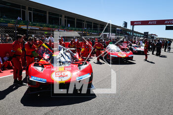 2023-04-16 - 50 FUOCO Antonio (ita), MOLINA Miguel (spa), NIELSEN Nicklas (dnk), Ferrari AF Corse, Ferrari 499P, action starting grid, grille de depart during the 6 Hours of Portimao 2023, 2nd round of the 2023 FIA World Endurance Championship, from April 14 to 16, 2023 on the Algarve International Circuit in Portimao, Portugal - AUTO - FIA WEC - 6 HOURS OF PORTIMAO 2023 - ENDURANCE - MOTORS
