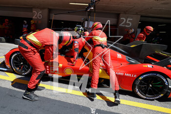 2023-04-16 - 50 FUOCO Antonio (ita), MOLINA Miguel (spa), NIELSEN Nicklas (dnk), Ferrari AF Corse, Ferrari 499P, action,pitlane during the 6 Hours of Portimao 2023, 2nd round of the 2023 FIA World Endurance Championship, from April 14 to 16, 2023 on the Algarve International Circuit in Portimao, Portugal - AUTO - FIA WEC - 6 HOURS OF PORTIMAO 2023 - ENDURANCE - MOTORS