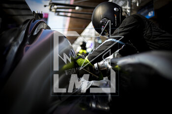 2023-04-23 - Refueling, ravitaillement during the 4 Hours of Barcelona 2023, 1st round of the 2023 European Le Mans Series on the Circuit de Barcelona-Catalunya from April 21 to 23, 2023 in Montmelo, Spain - AUTO - ELMS - 4 HOURS OF BARCELONA 2023 - ENDURANCE - MOTORS