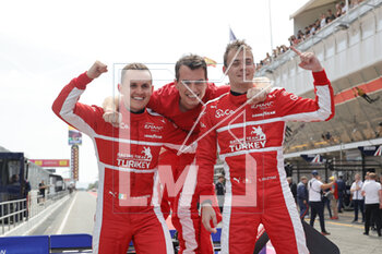 2023-04-23 - 34 YOLUC Salih (tur), EASTWOOD Charlie (irl), DELETRAZ Louis (che), Racing Team Turkey, Oreca Gibson 07 - Gibson, portrait during the 4 Hours of Barcelona 2023, 1st round of the 2023 European Le Mans Series on the Circuit de Barcelona-Catalunya from April 21 to 23, 2023 in Montmelo, Spain - AUTO - ELMS - 4 HOURS OF BARCELONA 2023 - ENDURANCE - MOTORS
