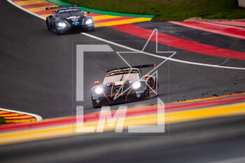 2023-04-29 - 86 WAINWRIGHT Michael (gbr), PERA Riccardo (ita), BARKER Benjamin (gbr), GR Racing, Porsche 911 RSR - 19, action during the 6 Hours of Spa-Francorchamps 2023, 3rd round of the 2023 FIA World Endurance Championship, from April 27 to 29, 2023 on the Circuit de Spa-Francorchamps, in Stavelot, Belgium - AUTO - FIA WEC - 6 HOURS OF SPA-FRANCORCHAMPS 2023 - ENDURANCE - MOTORS