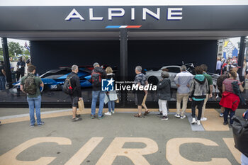 2023-06-10 - Alpine A424_Beta and Alpine A110r SL Le Mans on the Village during the 24 Hours of Le Mans 2023 on the Circuit des 24 Heures du Mans from June 10 to 11, 2023 in Le Mans, France - AUTO - LE MANS 2023 - PART 1 - ENDURANCE - MOTORS