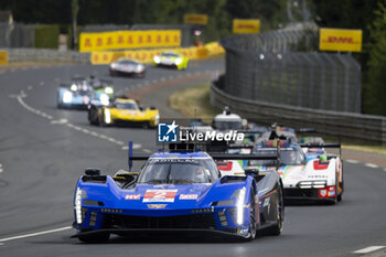 2023-06-10 - 02 BAMBER Earl (nzl), LYNN Alex (gbr), WESTBROOK Richard (gbr), Cadillac Racing, Cadillac V-Series.R, action during the 24 Hours of Le Mans 2023 on the Circuit des 24 Heures du Mans from June 10 to 11, 2023 in Le Mans, France - AUTO - LE MANS 2023 - PART 1 - ENDURANCE - MOTORS