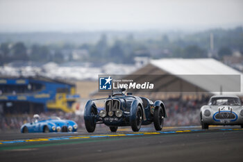 2023-06-10 - Delahaye Type 135CS driven by Eugène Chaboud and Jean Trémoulet, winner of Le Mans 1938 during the parade prior to the the 24 Hours of Le Mans 2023 on the Circuit des 24 Heures du Mans from June 10 to 11, 2023 in Le Mans, France - AUTO - LE MANS 2023 - PART 1 - ENDURANCE - MOTORS
