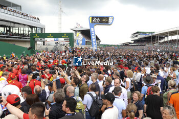 2023-06-10 - Pre grid ambiance during the 24 Hours of Le Mans 2023 on the Circuit des 24 Heures du Mans from June 10 to 11, 2023 in Le Mans, France - AUTO - LE MANS 2023 - PART 1 - ENDURANCE - MOTORS
