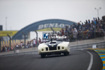 2023-06-10 - Cadillac Series 1961, Le Monstre during the parade prior to the the 24 Hours of Le Mans 2023 on the Circuit des 24 Heures du Mans from June 10 to 11, 2023 in Le Mans, France - AUTO - LE MANS 2023 - PART 1 - ENDURANCE - MOTORS