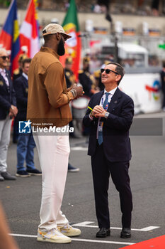 2023-06-10 - LeBron James, FILLON Pierre (fra) with President of ACO, portrait during the 24 Hours of Le Mans 2023 on the Circuit des 24 Heures du Mans from June 10 to 11, 2023 in Le Mans, France - AUTO - LE MANS 2023 - PART 1 - ENDURANCE - MOTORS