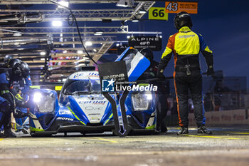 2023-06-10 - 39 LACORTE Roberto (ita), VAN DER GARDE Giedo (nld), PILET Patrick (fra), Graff Racing, Oreca 07 - Gibson, action pitlane by night during the 24 Hours of Le Mans 2023 on the Circuit des 24 Heures du Mans from June 10 to 11, 2023 in Le Mans, France - AUTO - LE MANS 2023 - PART 2 - ENDURANCE - MOTORS